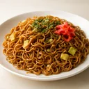 中華スタイル即席カップめん 油揚げ 焼きそば 調理後全体(添付調味料等含む)のイメージ画像