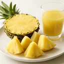パインアップル 果実飲料 ストレートジュースのイメージ画像